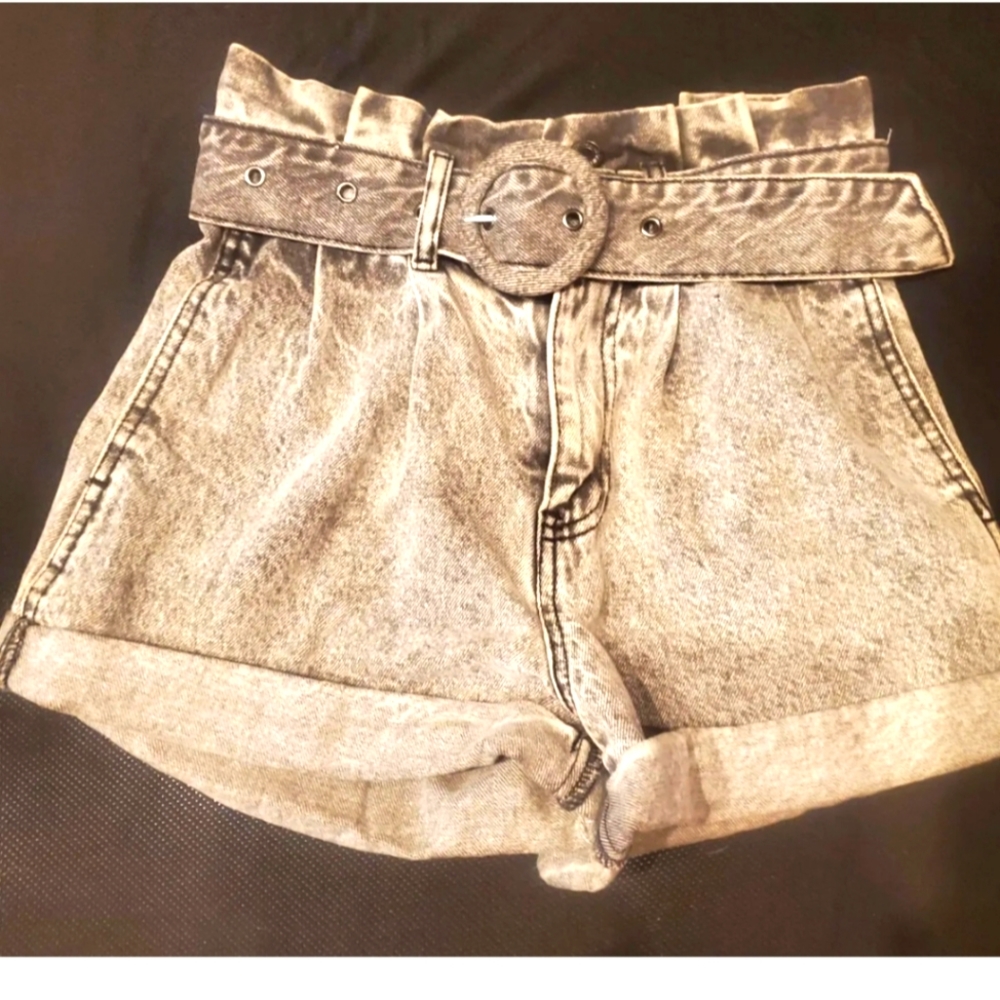 Forever 21 Black Denim Paper Bag High Waisted Belted Jean Shorts Sz Small